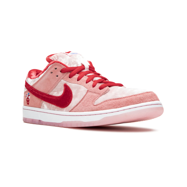 SB Dunk Low StrangeLove Skateboards